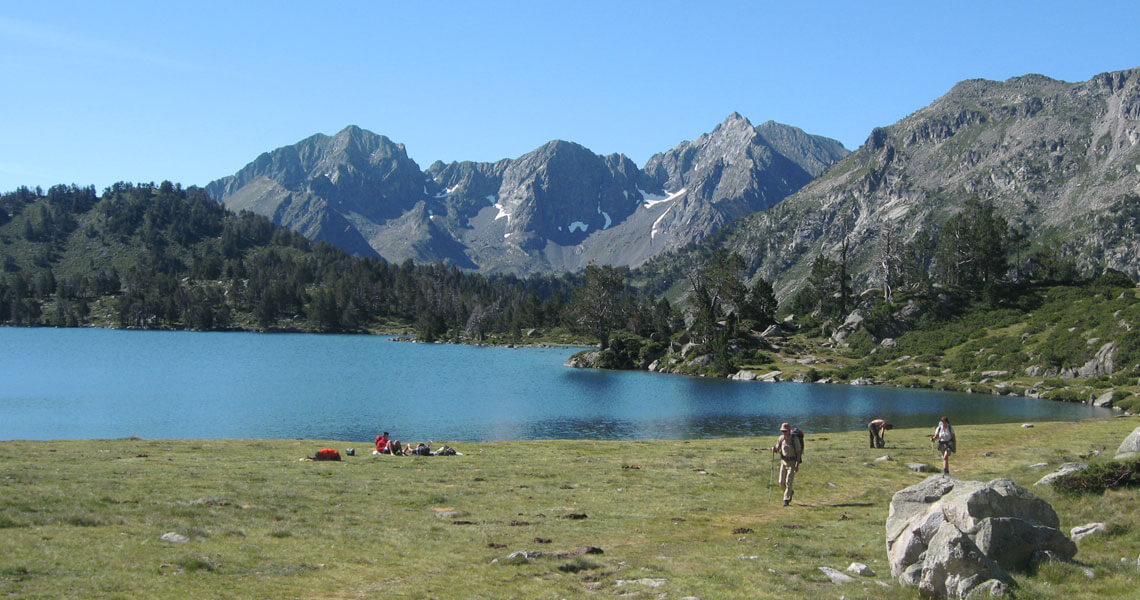 Randonnée guidée et bivouac en Néouvielle